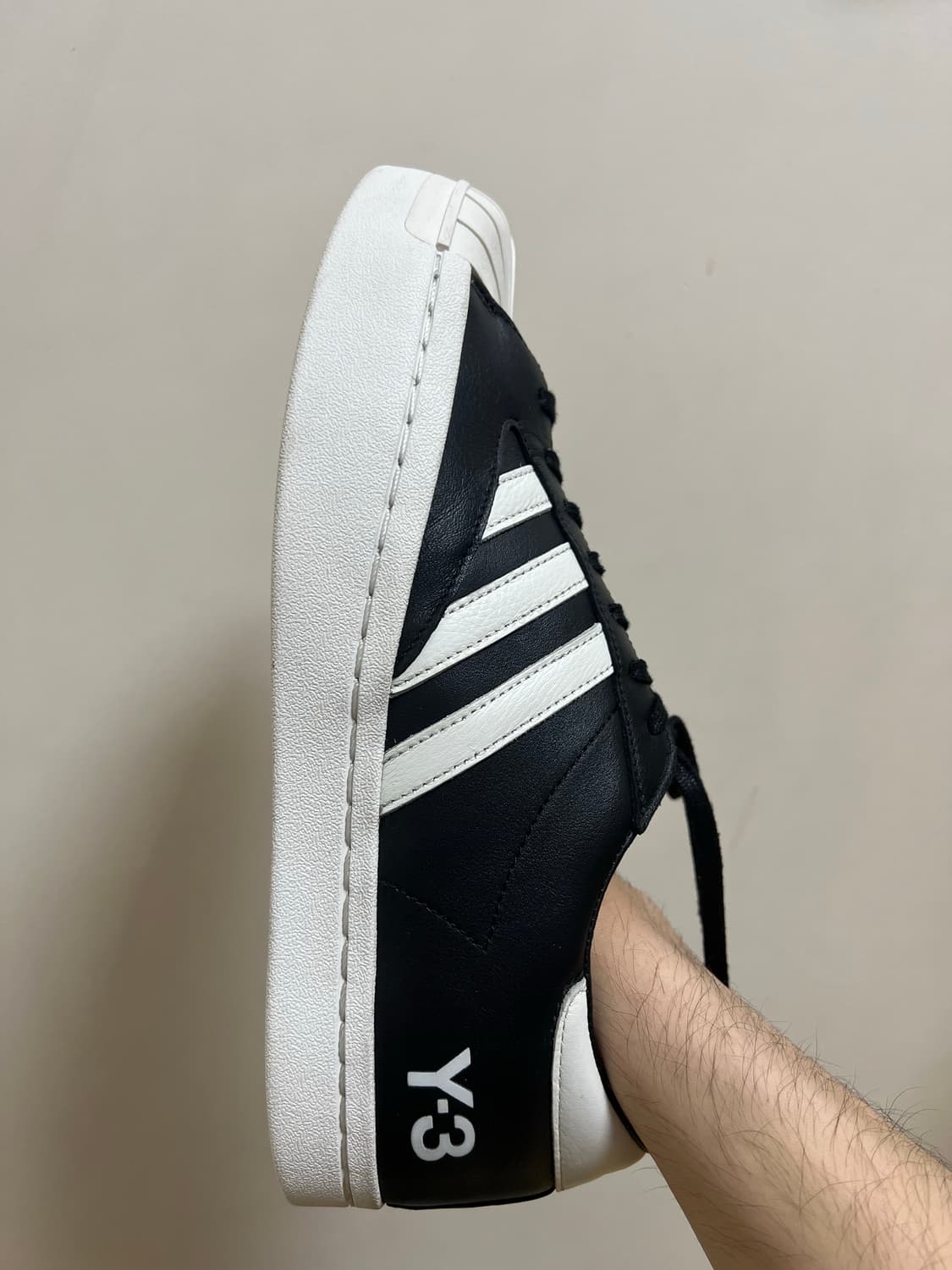 (275) Y-3 요지스타 블랙화이트 상품이미지2