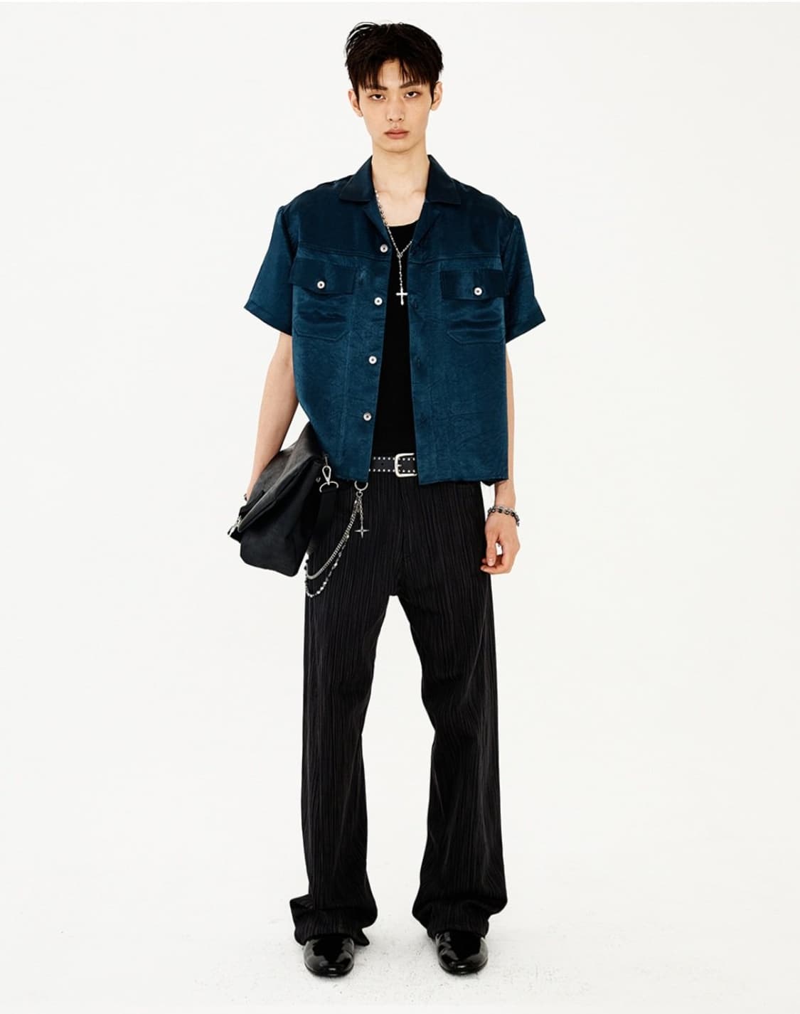알렌느 Open Collar Crinkled Satin Shirt 네이비 상품이미지1