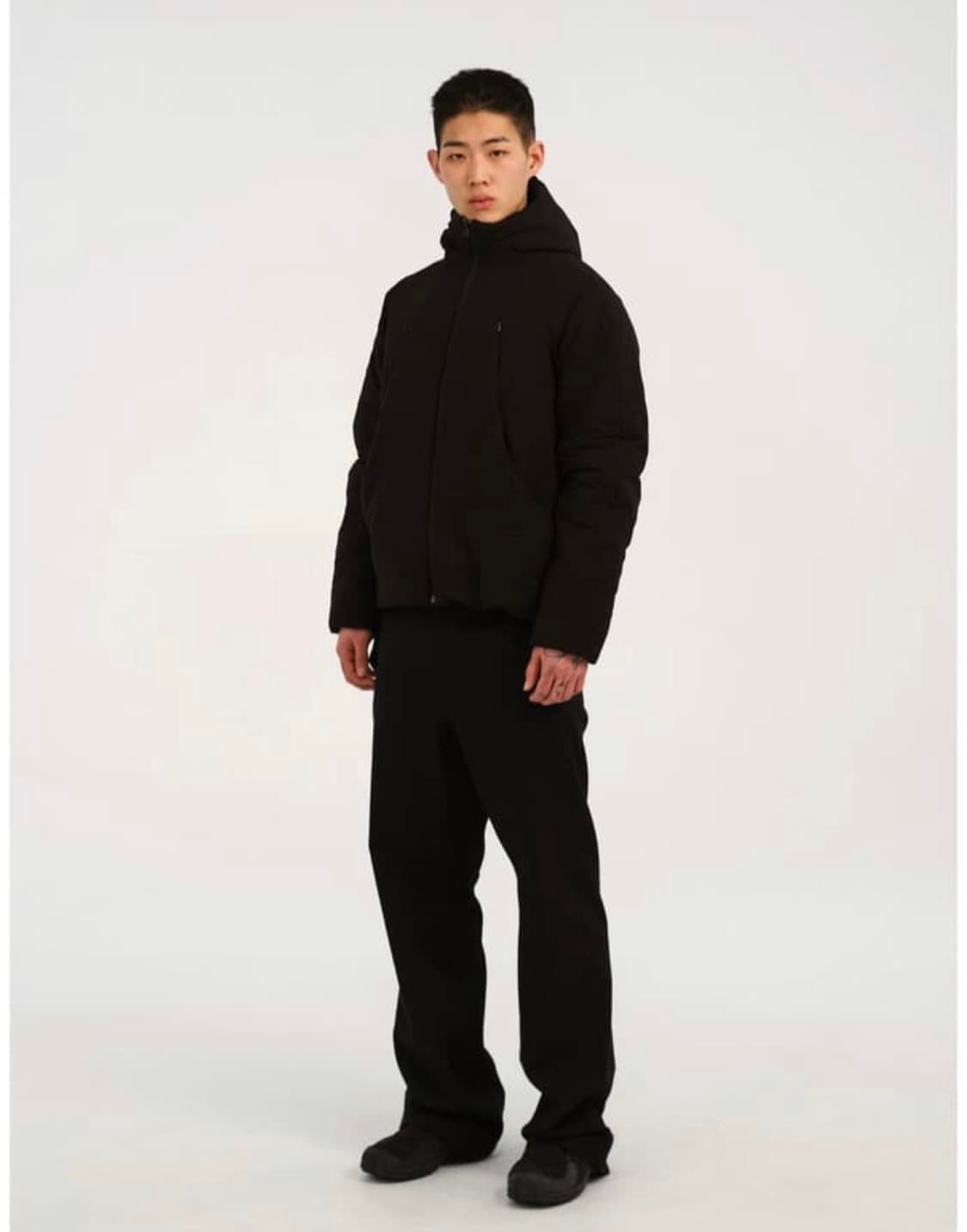 Hyein seo 23fw puffer black 상품이미지1