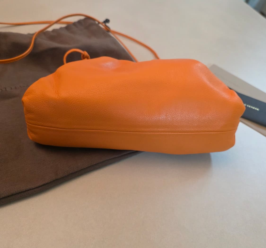 정품 보테가베네타 만두백 오렌지 상품이미지3