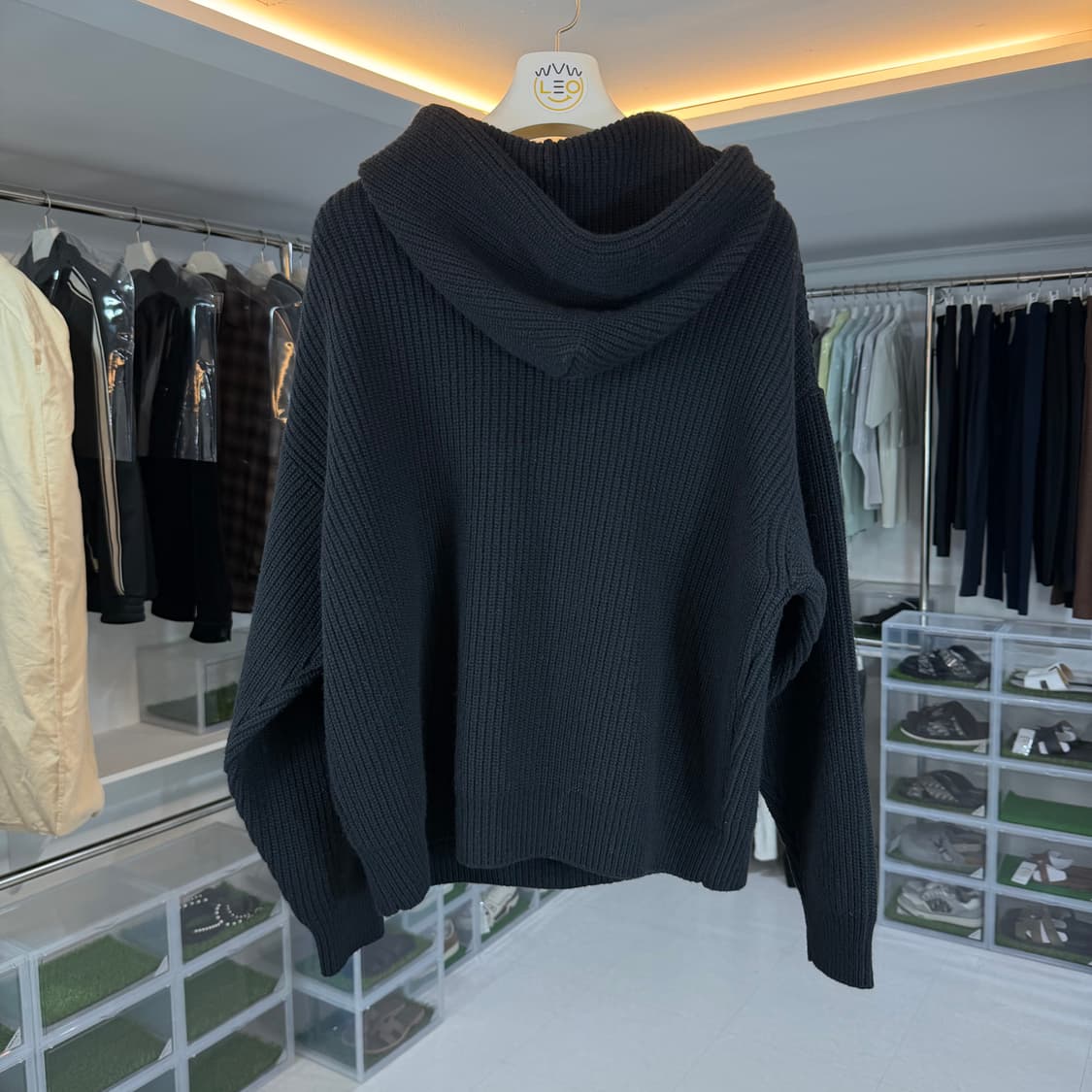 [리오브] 셀린느 리브드 울 로고 니트 후드 상품이미지2