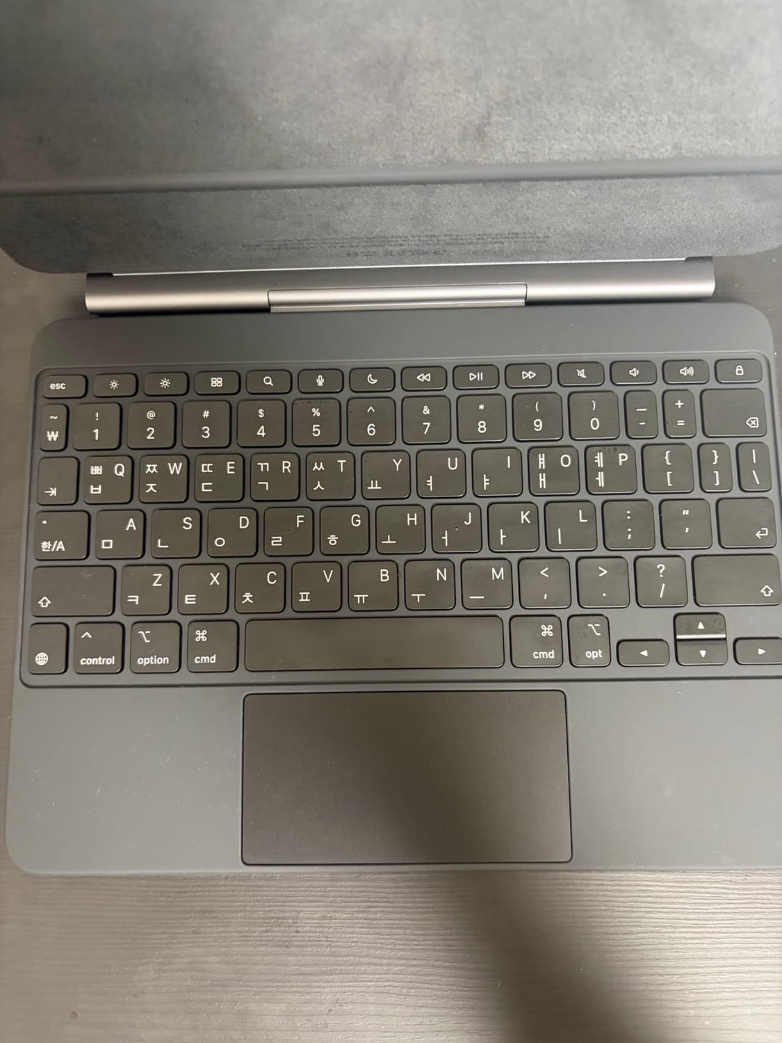 아이패드 매직키보드 11인치 상품이미지2