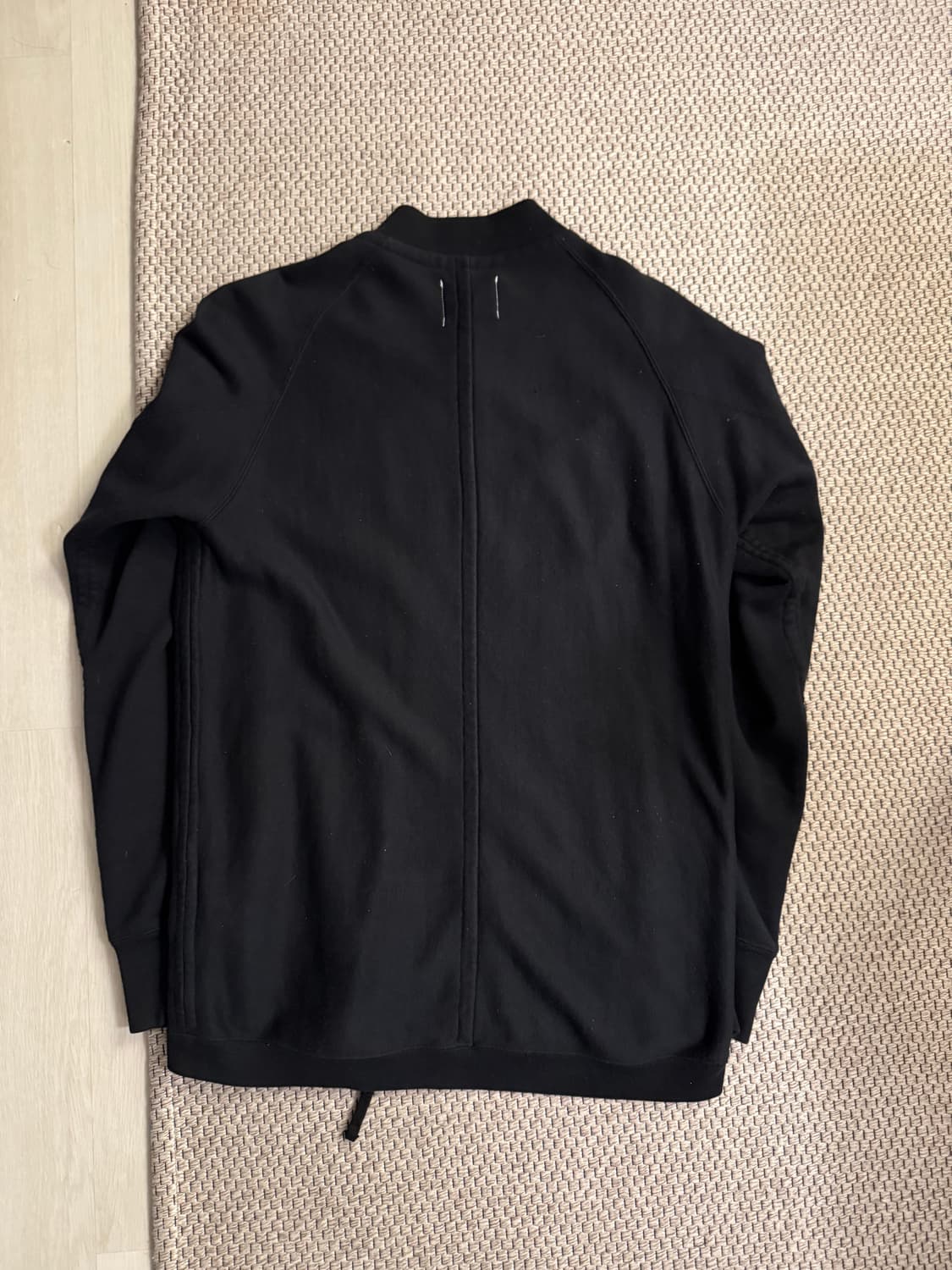 솔로이스트17ss 봄버 자켓 상품이미지2