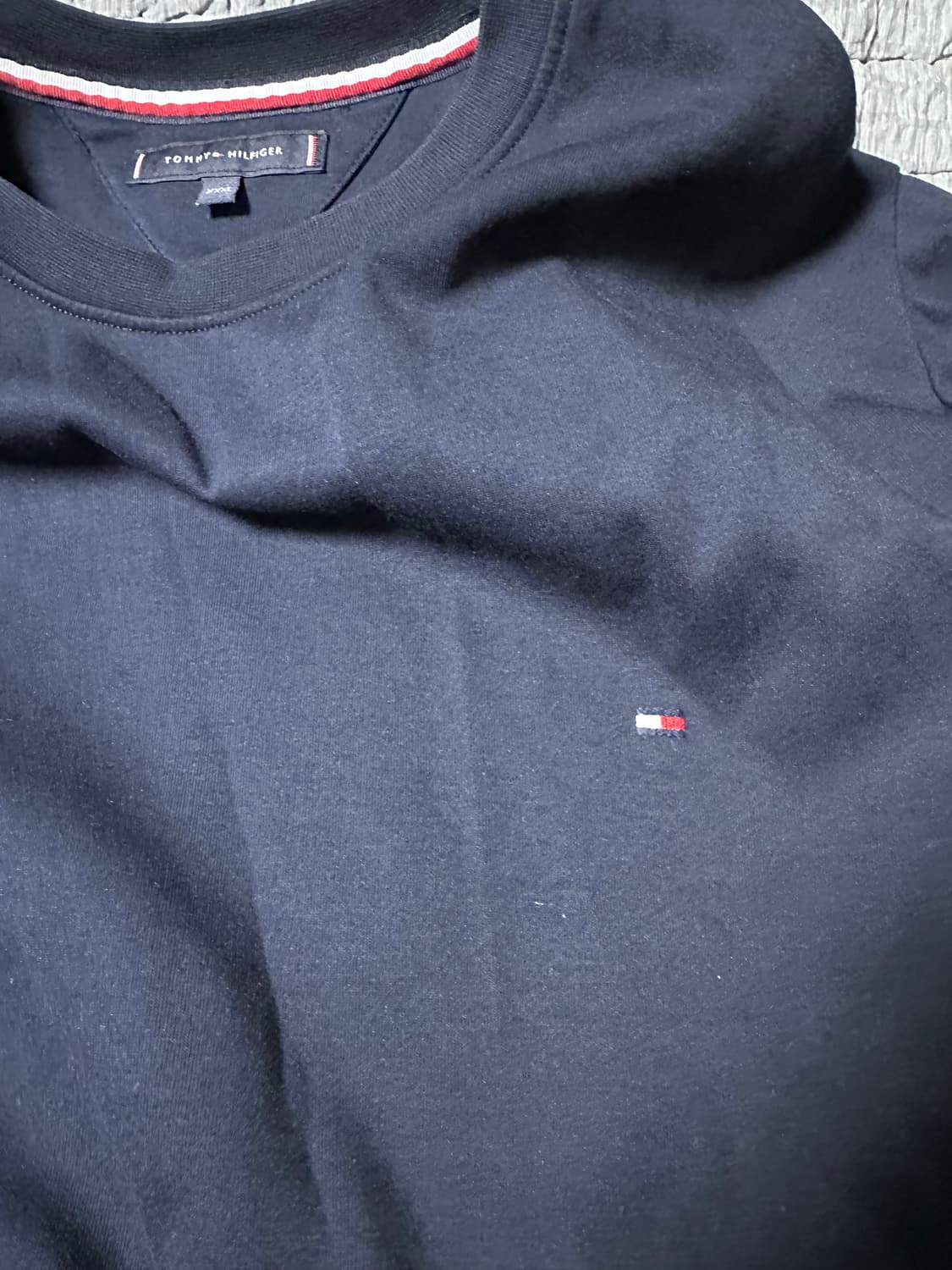 타미힐피거 네이비 맨투맨 티셔츠 상품이미지4