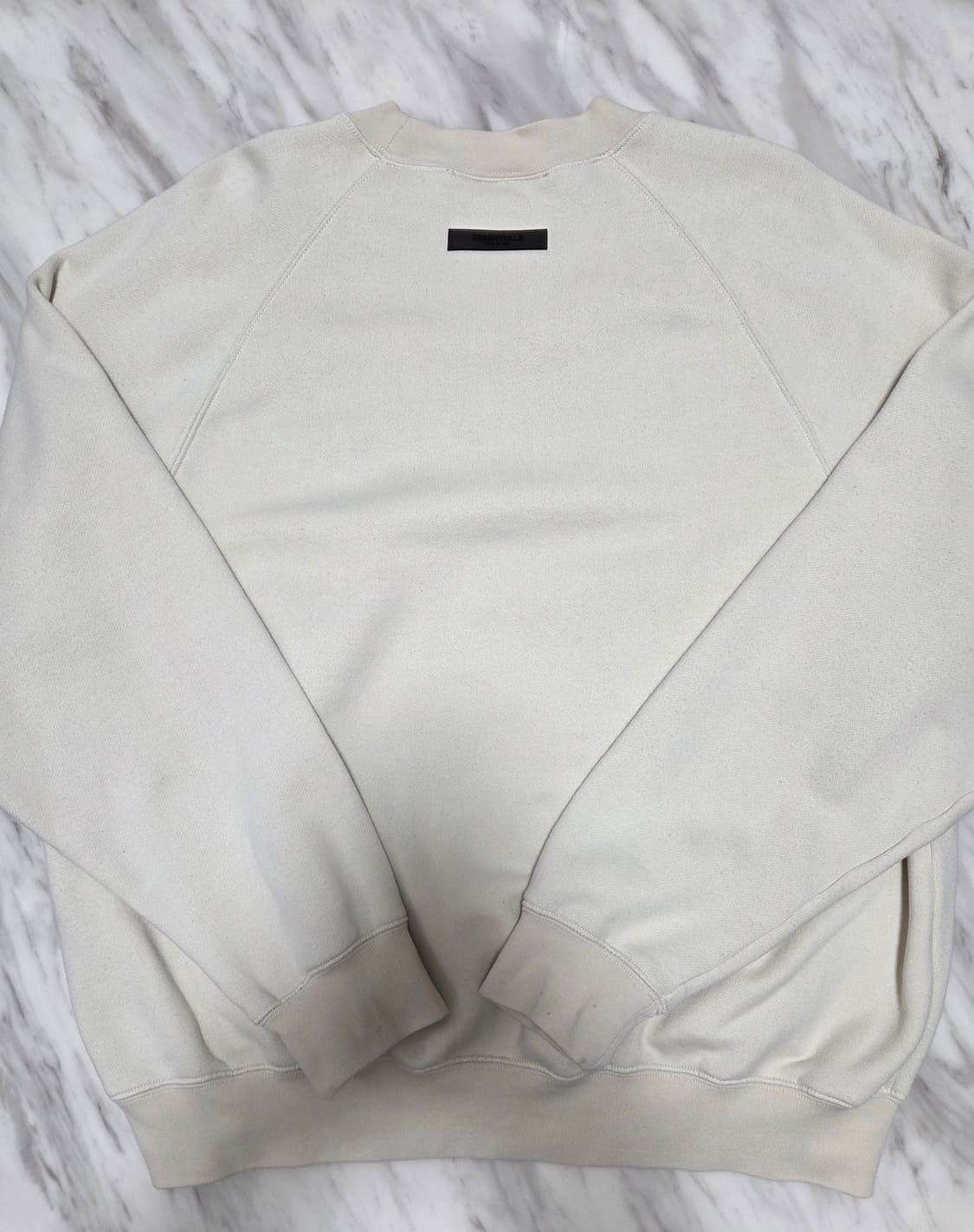 피오갓에센셜 공용 크루넥 스웻셔츠 상품이미지2