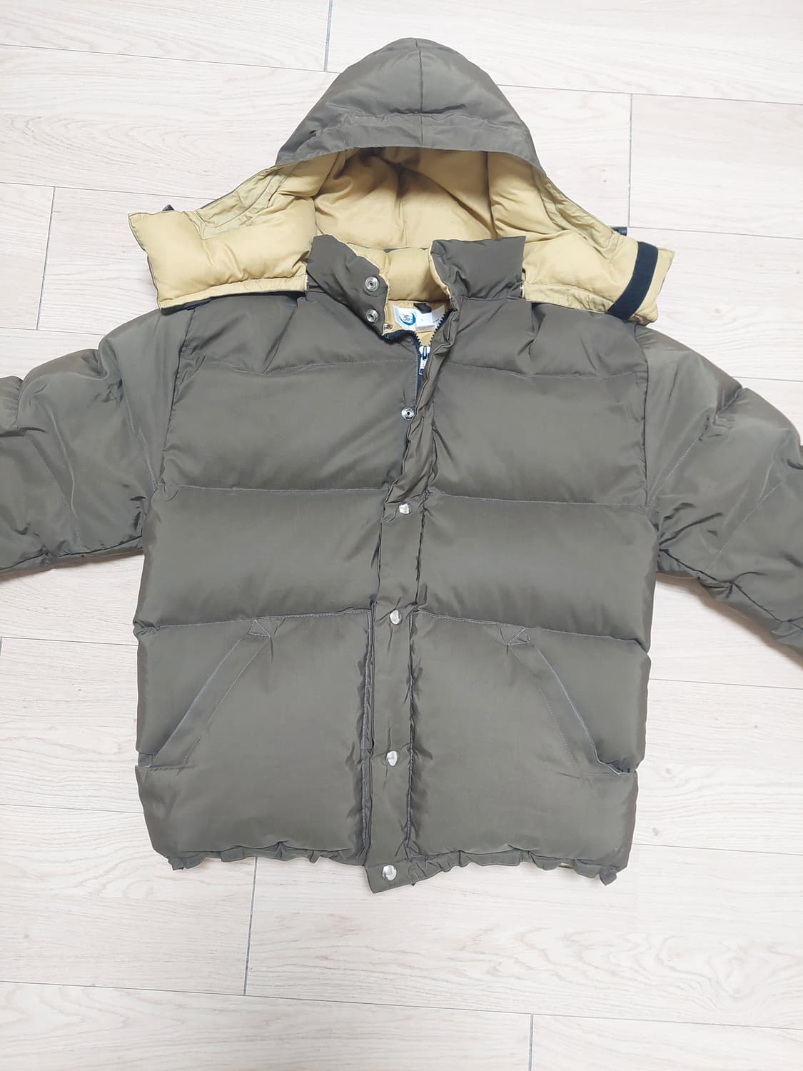 크레센트 다운웍스 다운스웨터L 상품이미지2