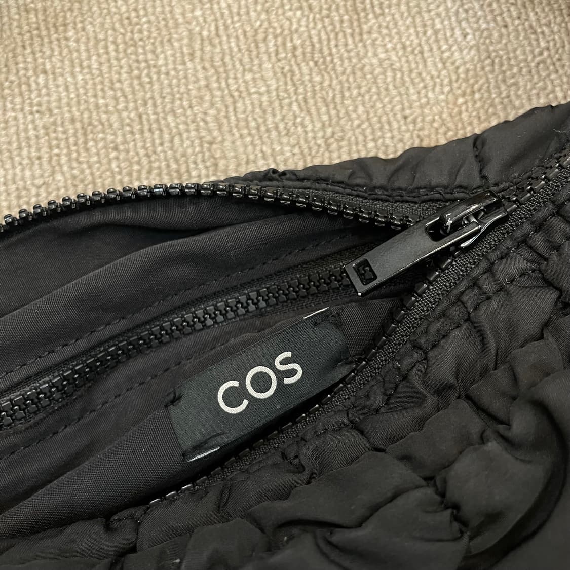 cos 코스 미니 구름백  상품이미지2