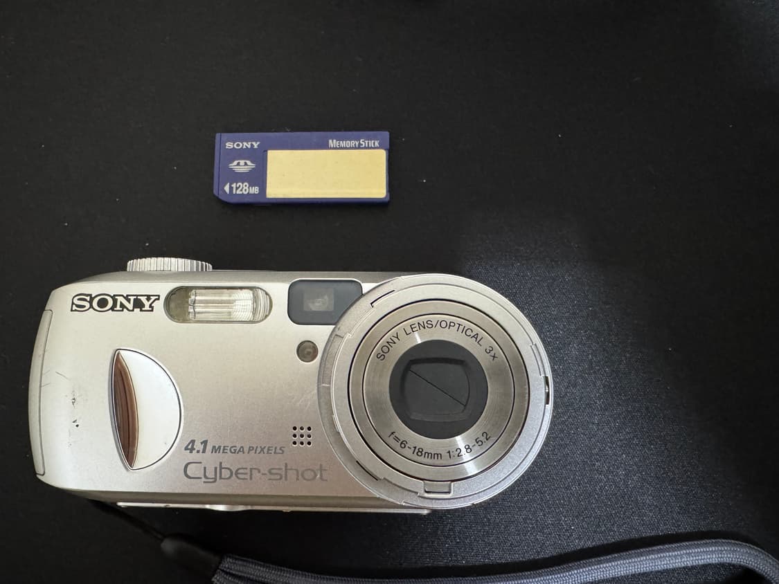 소니 사이버샷 DSC-P73 디카 상품이미지1