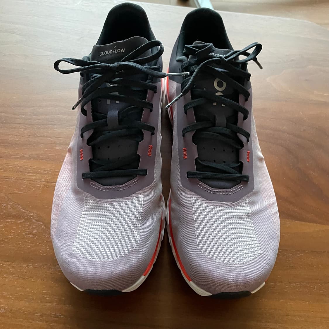 온러닝 런닝화 남성 운동화 10.5 사이즈 상품이미지2