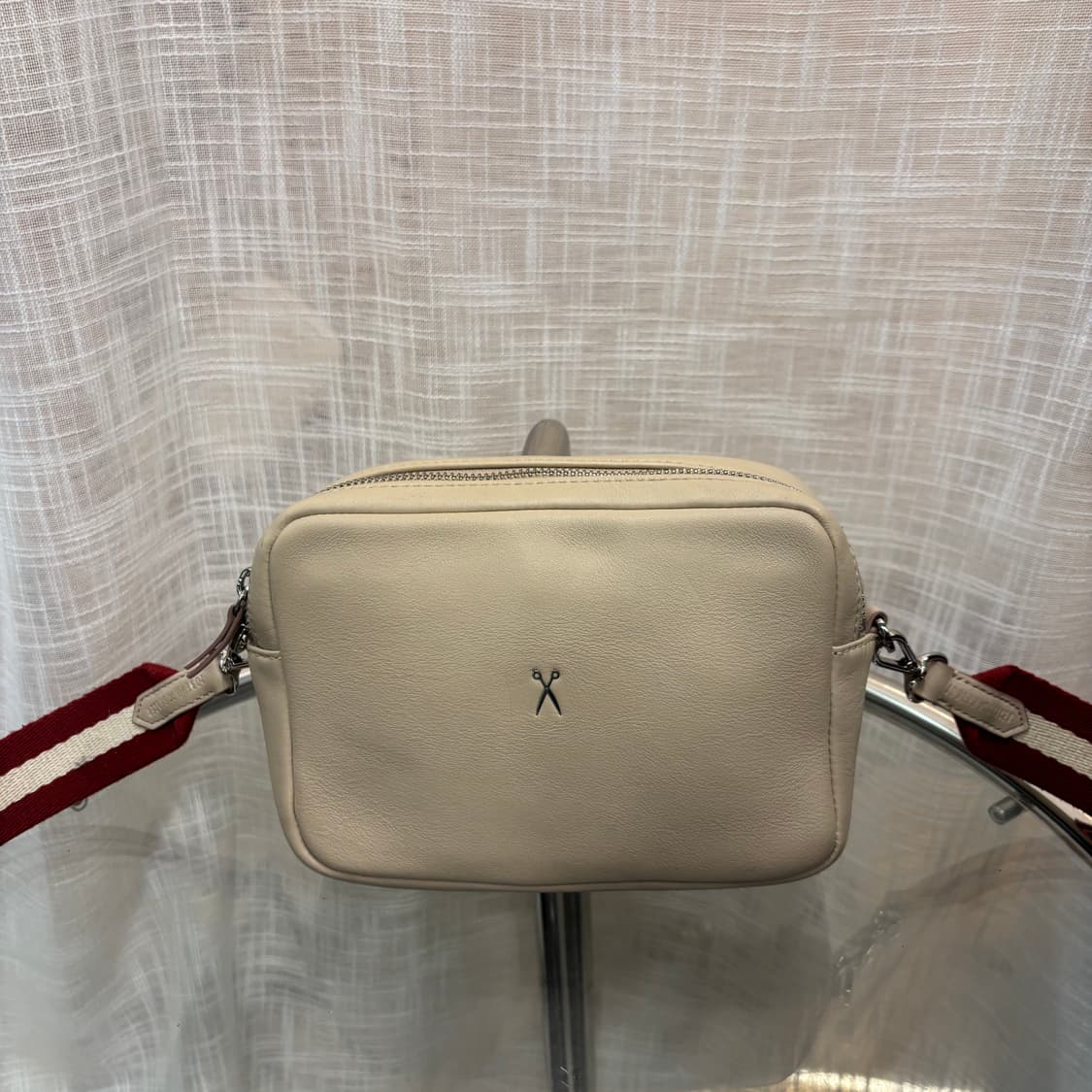 정품 조셉앤스테이시 소가죽 크로스백    상품이미지2