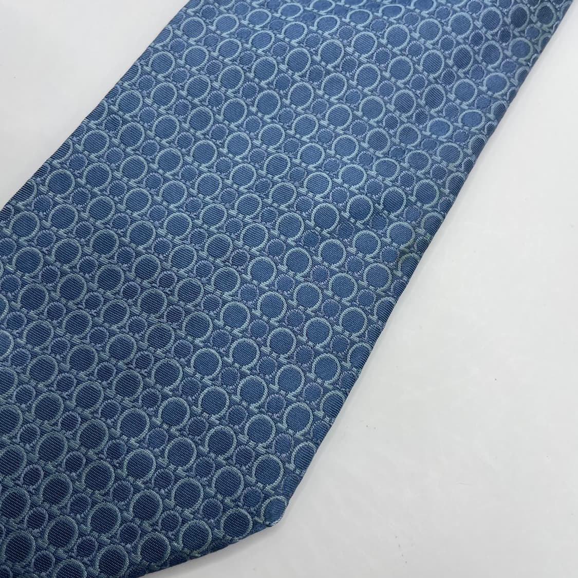 559) (Ferragamo) 살바토레페레가모 패턴 넥타이 (오염존재) 상품이미지3