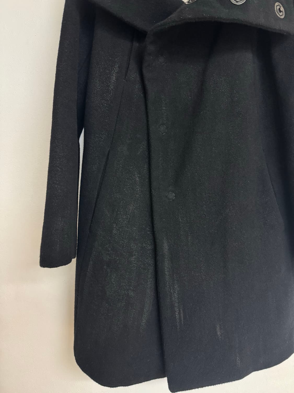 착샷ㅇ) 더 비리디 안느 왁스드 하이넥 코트 상품이미지5