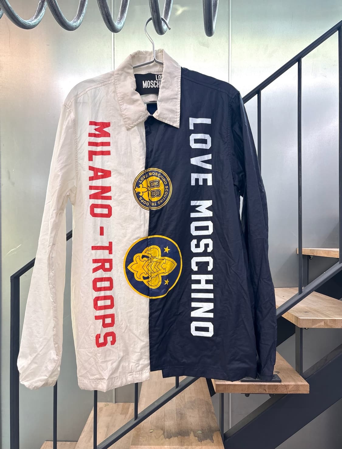 모스키노 나일론 코치자켓 상품이미지1