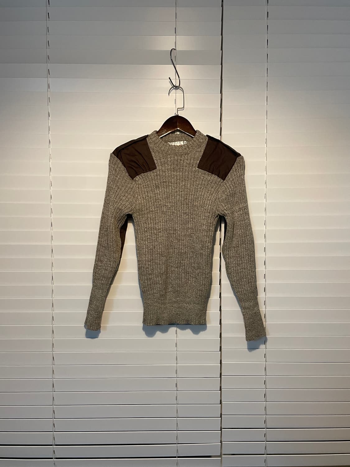 군납 잉글랜드 코만도 니트 상품이미지3