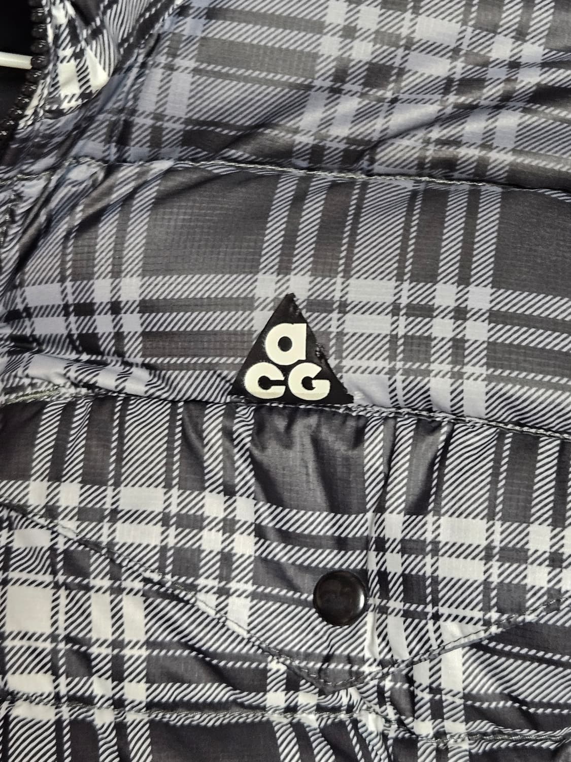 나이키 acg 체크 경량 패딩 상품이미지8