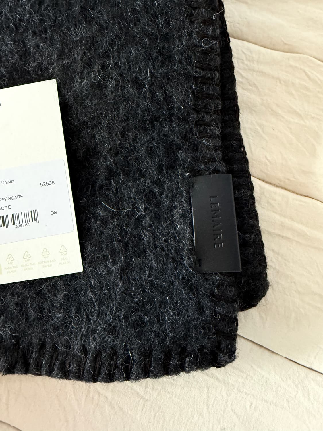 르메르 머플러! 얼바닉30 더로우 마르지엘라 에토스 문달 포터리 프라다 상품이미지10