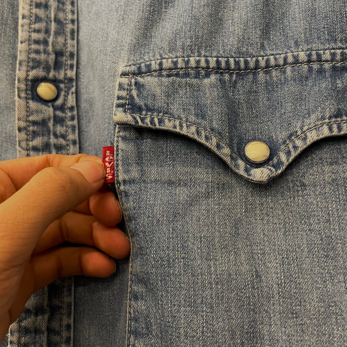 90s 리바이스 웨스턴 펄 스냅 데님 셔츠 상품이미지5