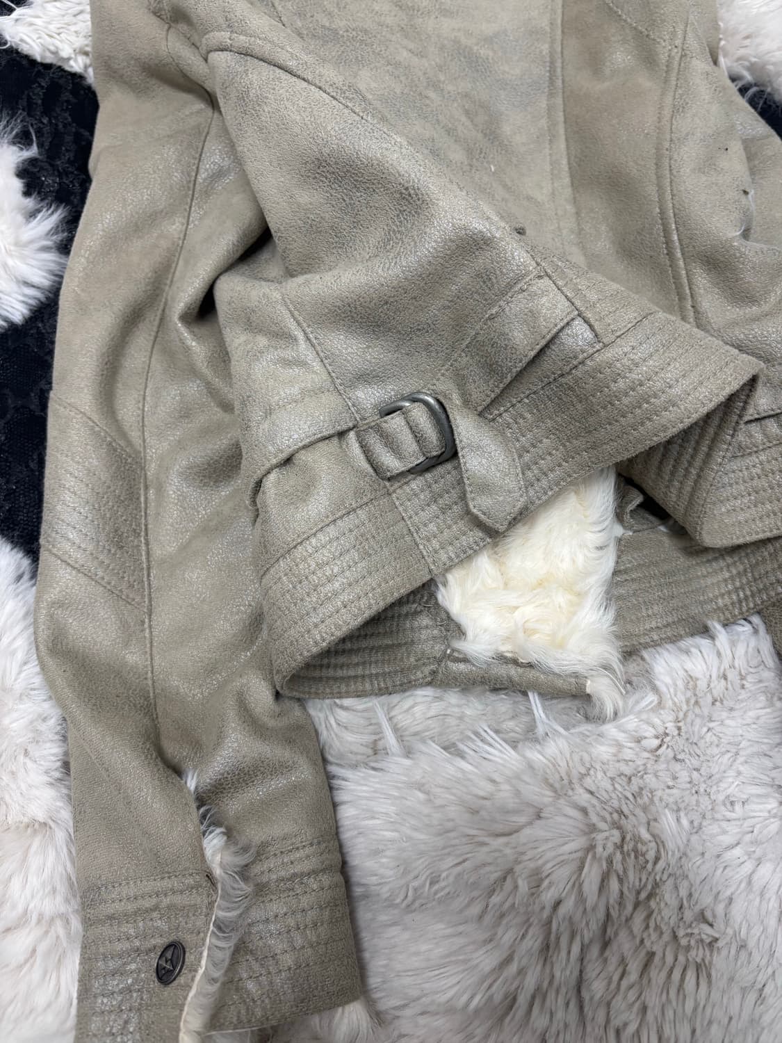 [00s] Fur Trimming Side Zip Detail Jacke 상품이미지6