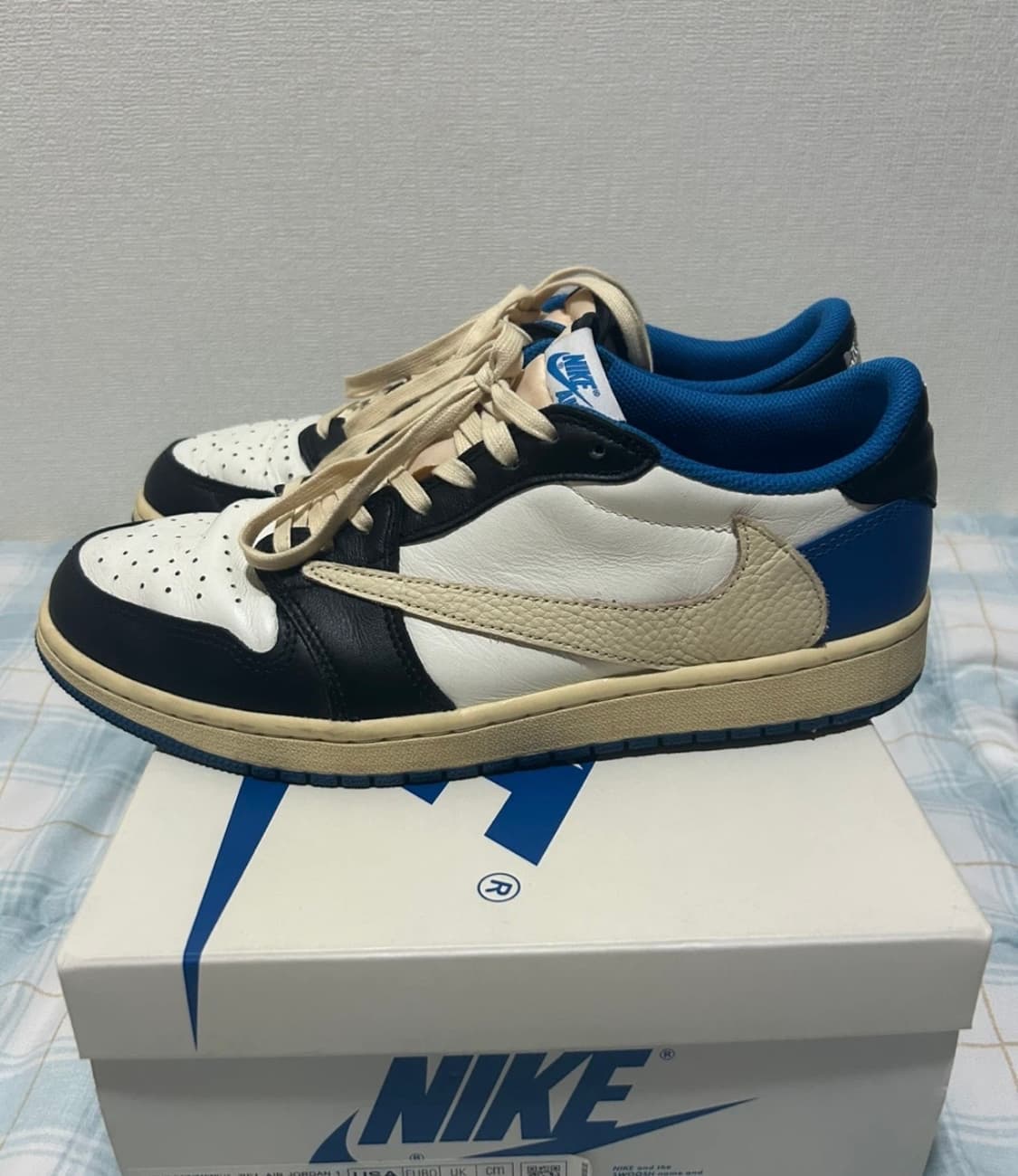 나이키 트래비스 스캇  상품이미지1