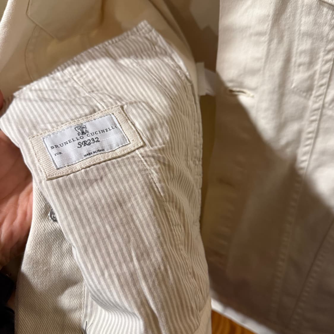 브루넬로 쿠치넬리 화이트 트러커 데님 자켓  상품이미지8