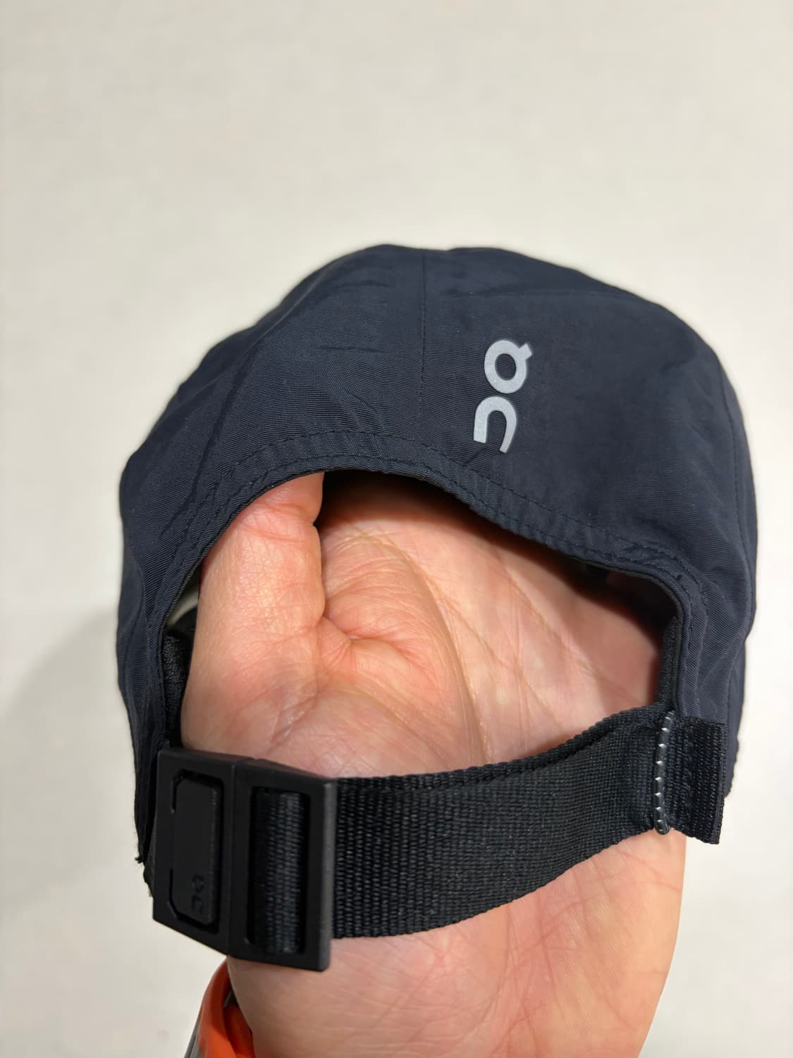 온러닝 퍼포먼스 캡 블랙 상품이미지2