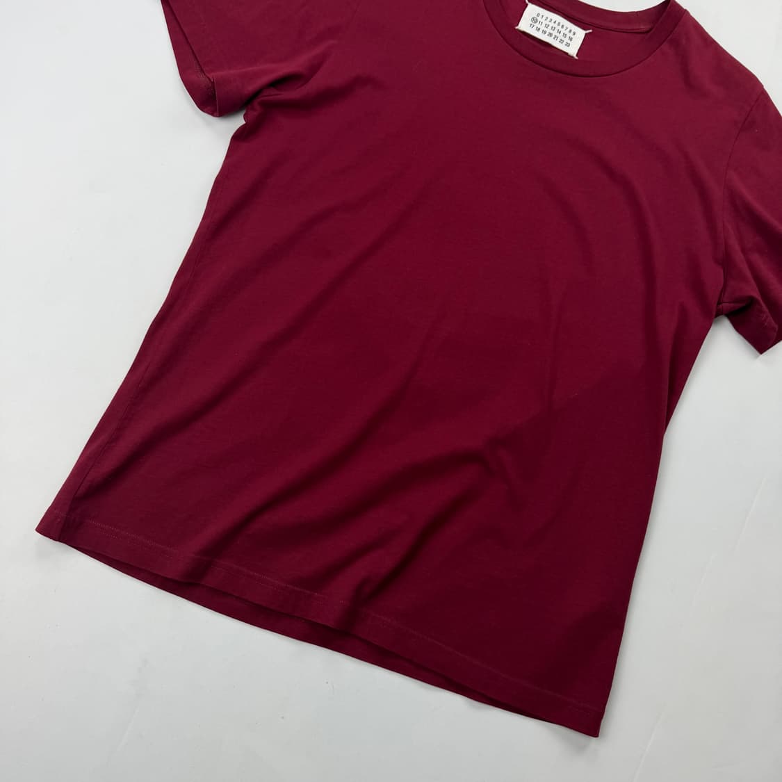 메종 마틴 마르지엘라 버건디 반팔 (48) 상품이미지4