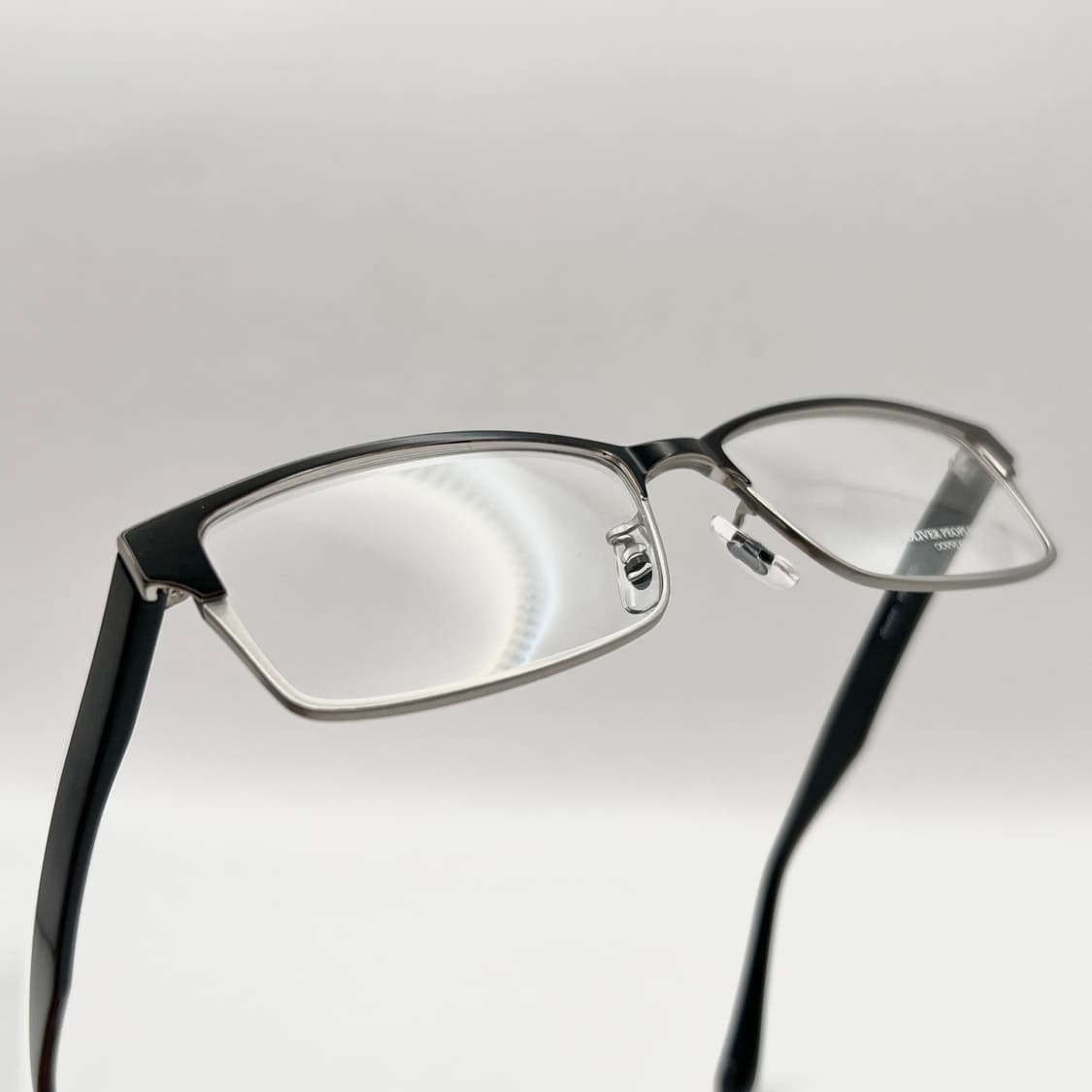 올리버피플스 GUSTON 거스톤 스퀘어 콤비 메탈 금테 안경 상품이미지6