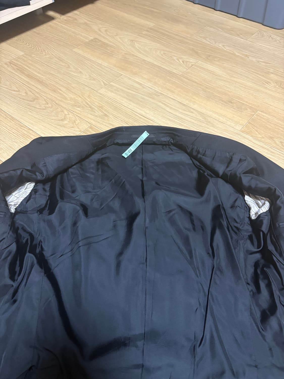 에르메네질도제냐 블랙수트셋업 상품이미지2