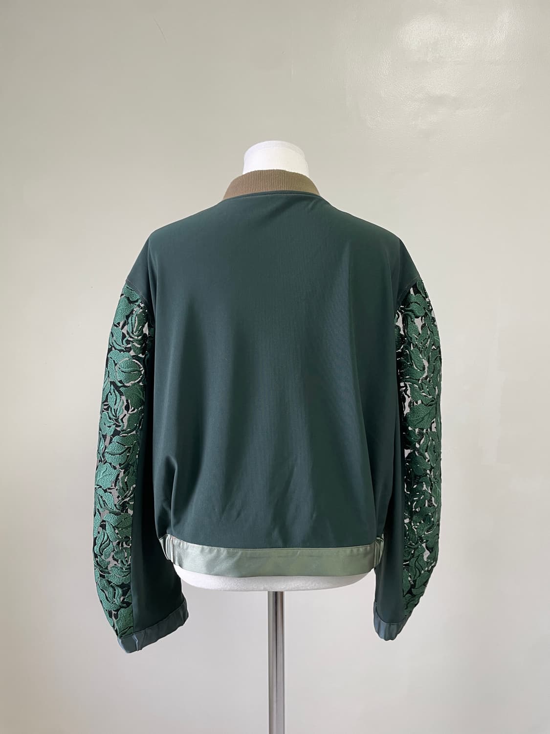 빈티지 Rosier 플로럴 레이스 슬리브 배색 집업 자켓 상품이미지4