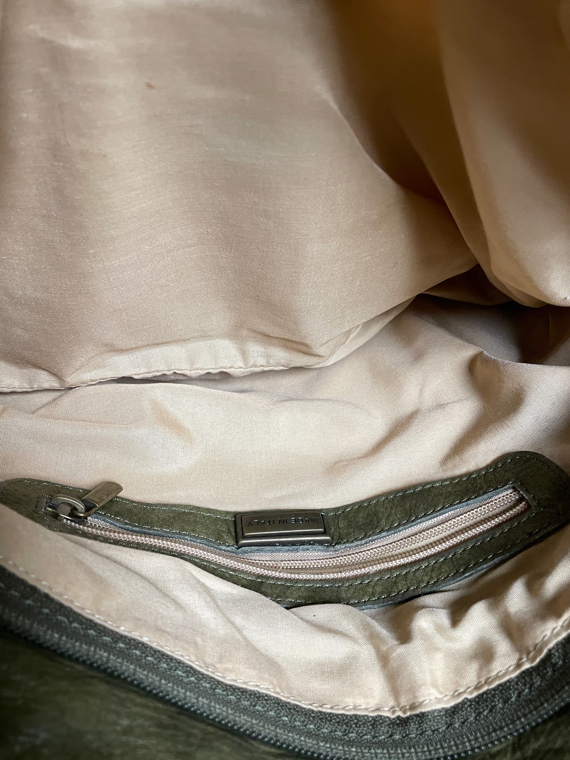 Olive Leather Vintage Shoulder Bag OS 상품이미지4