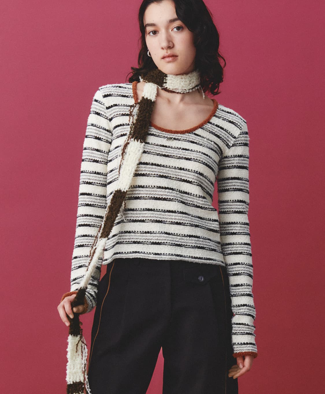 기준 스트라이프 유넥 니트 상품이미지1