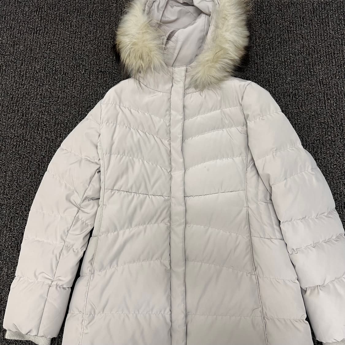 on & on 온앤온 여성 덕다운 롱패딩 95사이즈 상품이미지2