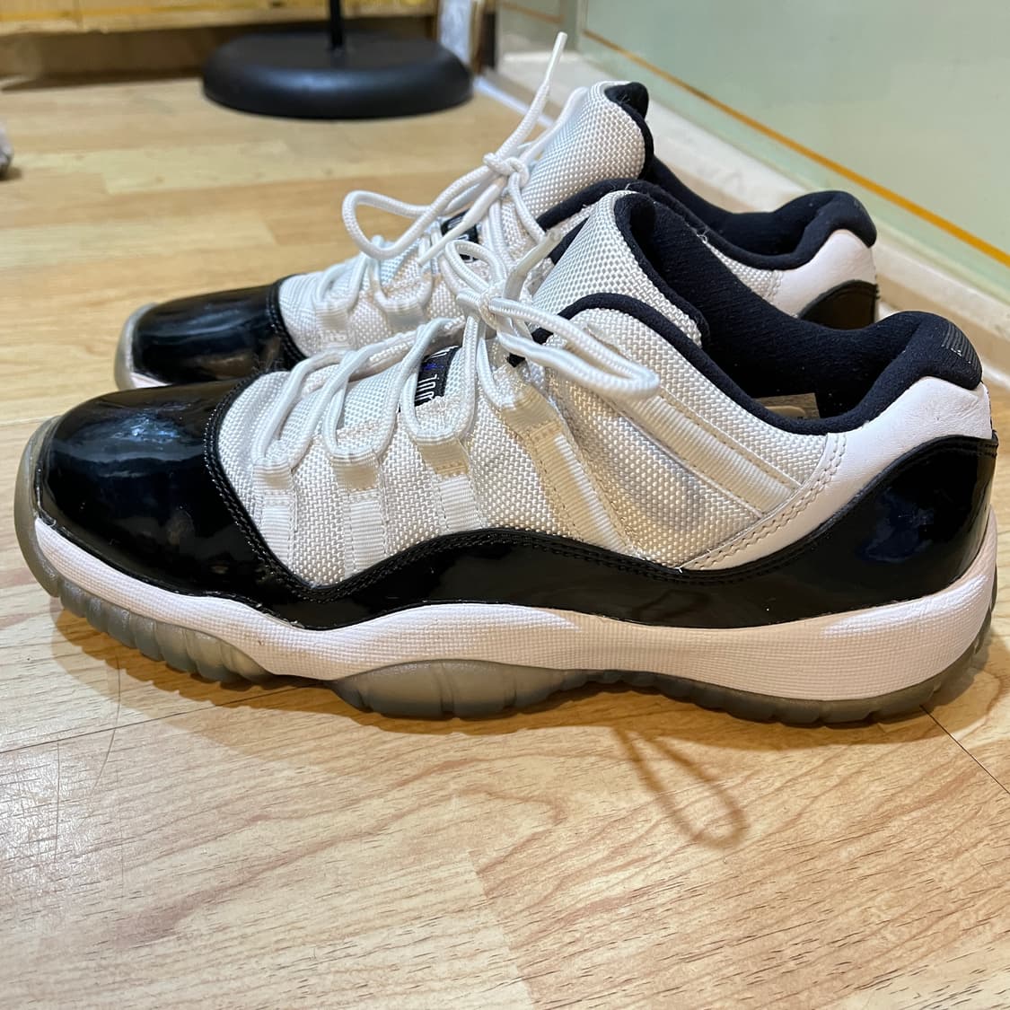 조던 11 로우 콩코드 250mm 상품이미지2