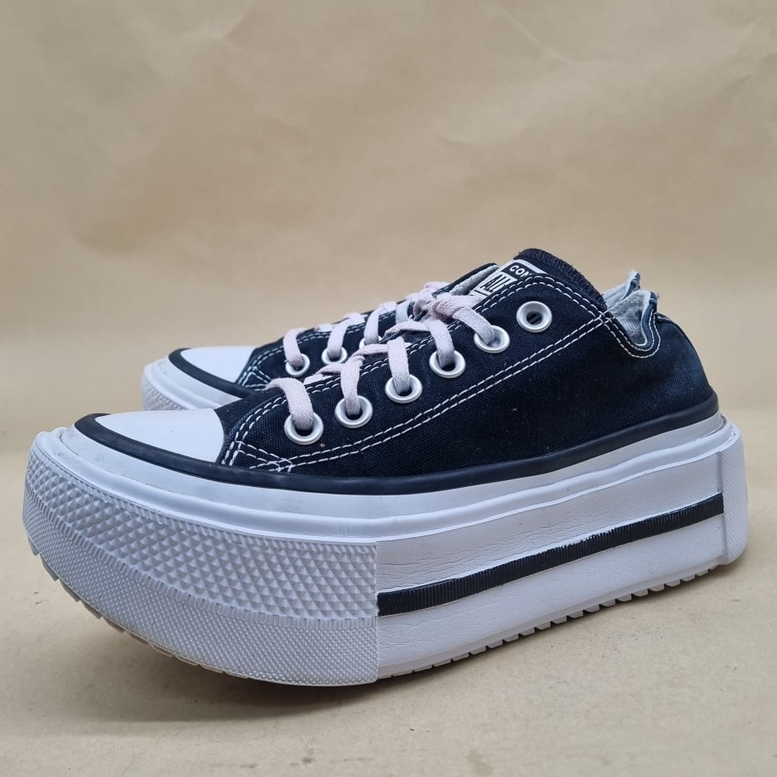 컨버스 척테일러 리프트 로우 스니커즈225 상품이미지1