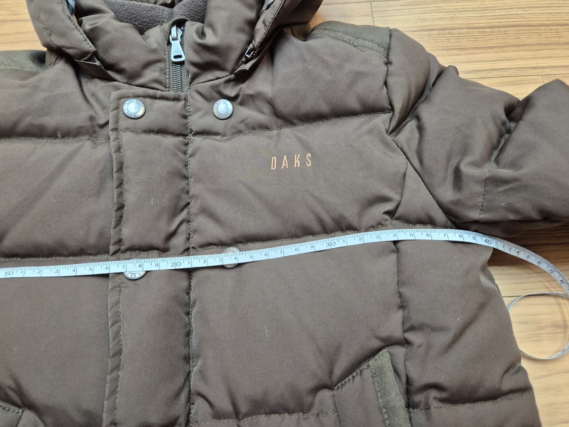 닥스키즈 남아 패딩 120사이즈 판매합니다. 브라운 색상이라 어느 옷에도 상품이미지8