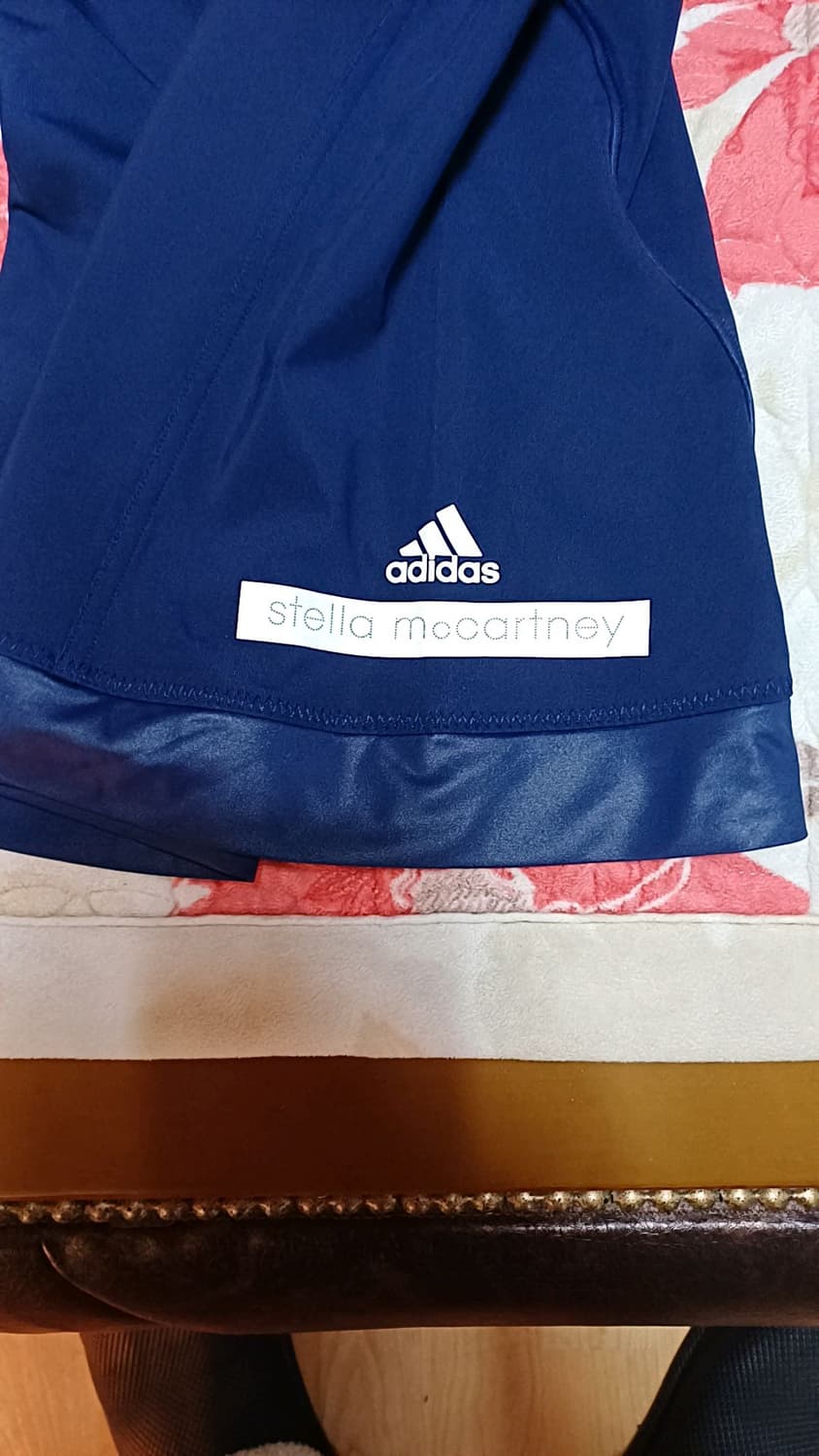 아디다스 냉감기능성 스판반팔 85 여성44 가슴38 기장59 상품이미지3