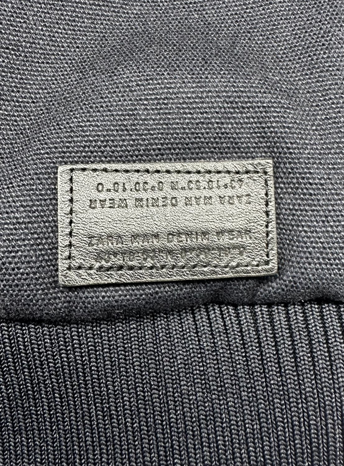 칼하트 네이비 Original denim 블랙 후드 집업 상품이미지4