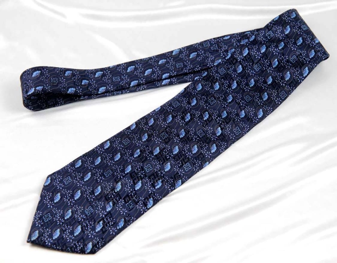 지방시 9.4cm A+등급 이태리 남자 명품 넥타이 상품이미지4