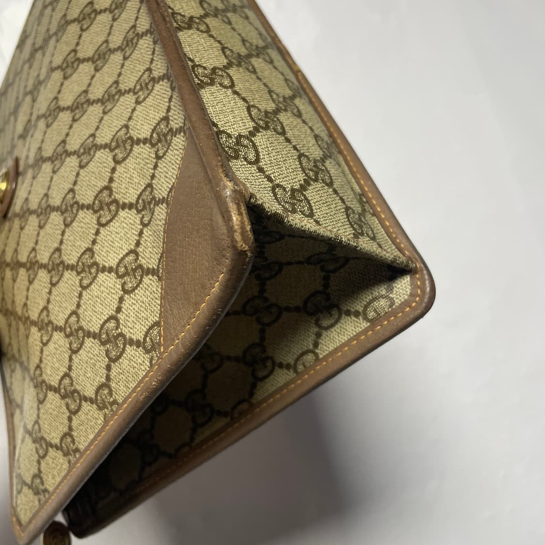 구찌 클래식 빈티지 GG모노그램 수프림 클러치백 상품이미지6