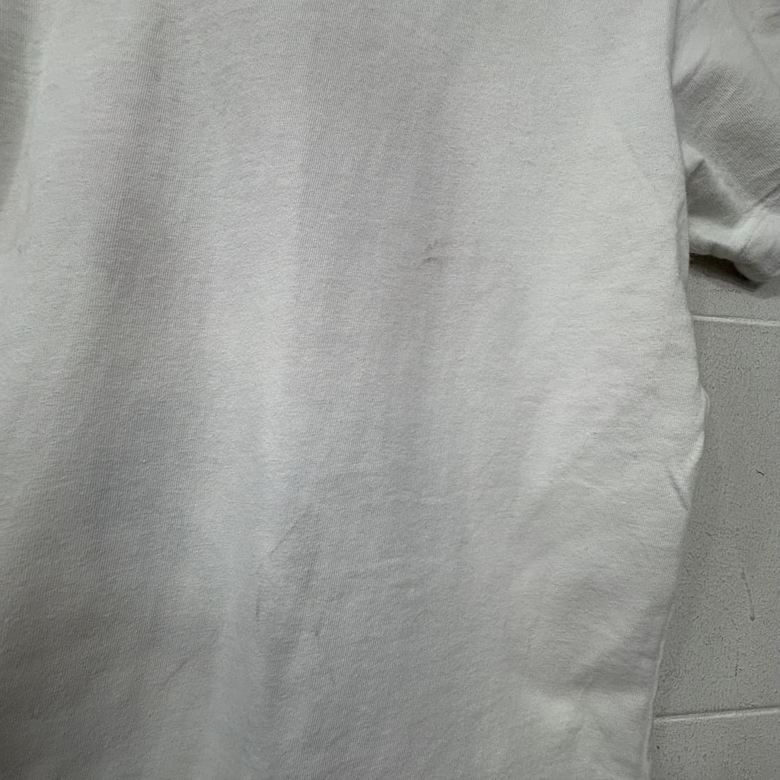 꼼데가르송 플레이 폴카 닷 업사이드 다운 하트 티셔츠 상품이미지9