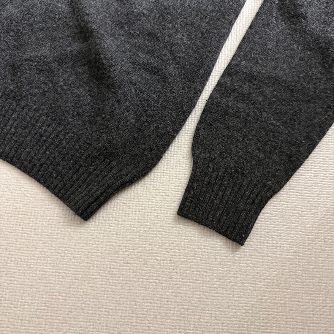 라코스테 차콜 그레이 니트 상품이미지3