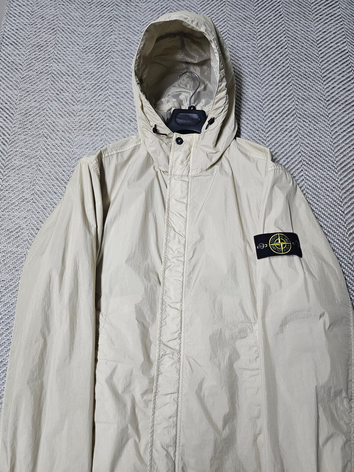 스톤아일랜드 크링클랩스 R-NY 윈드 레지스턴트 안티 드롭 후드 자켓 상품이미지4