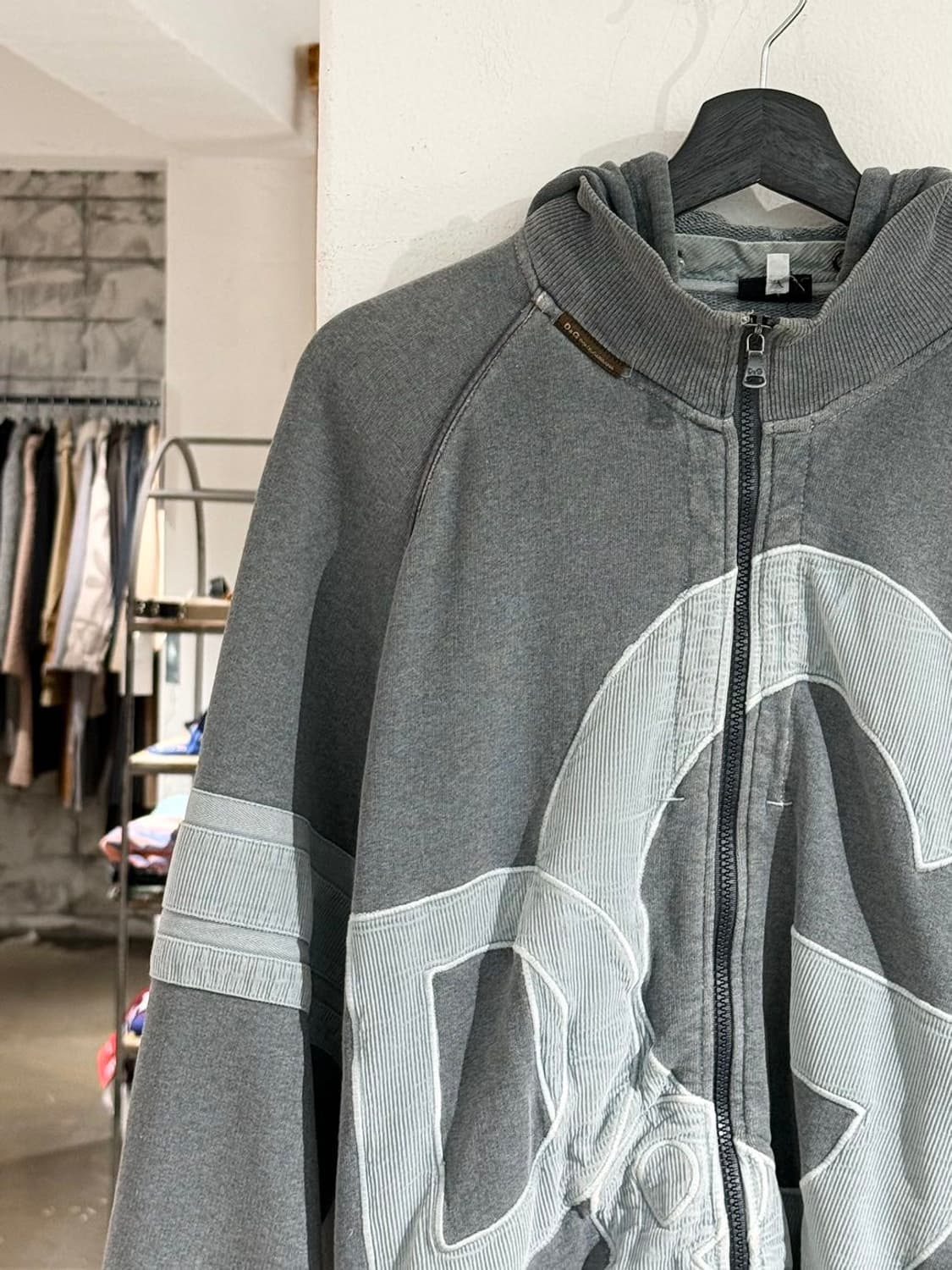 돌체앤가바나 그레이 빅 로고 후드 집업 상품이미지2