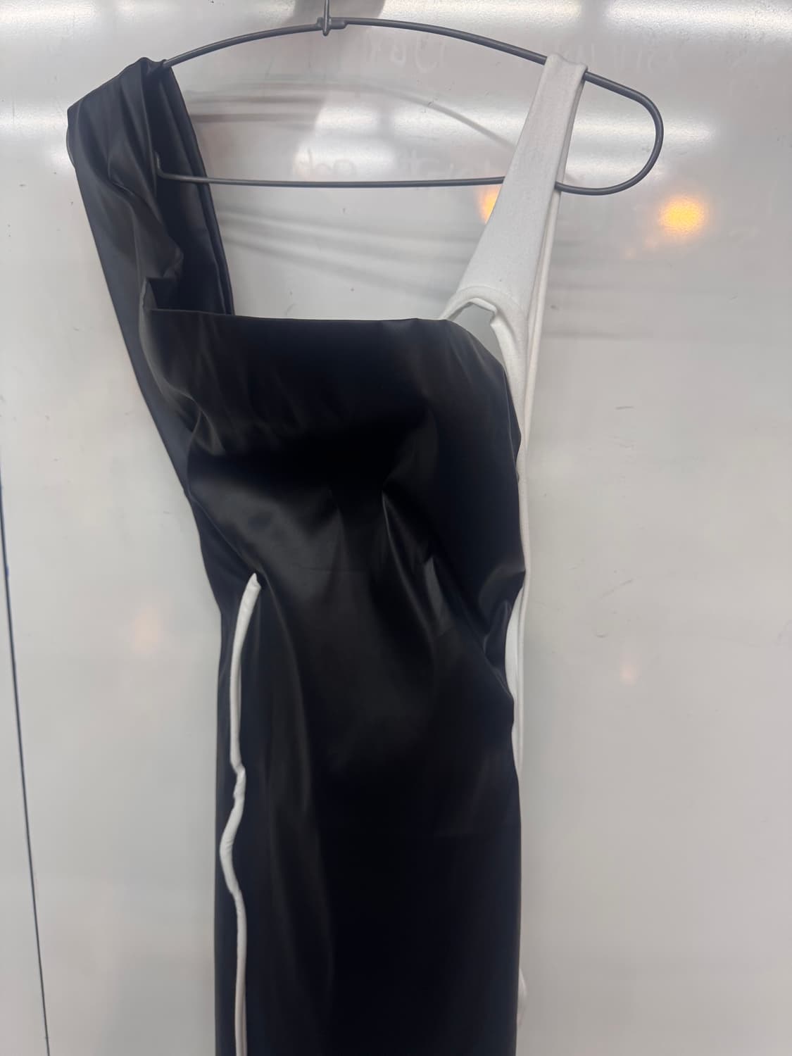 새상품) 오토링거 OTTOLINGER 콘트라스트 미니 원피스 M 상품이미지3