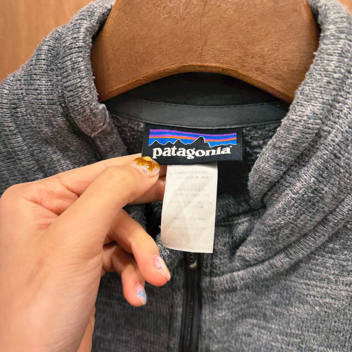 파타고니아 하이넥 집업 플리스 자켓 로고 패치 사이드 포켓 디테일 그레이 상품이미지6