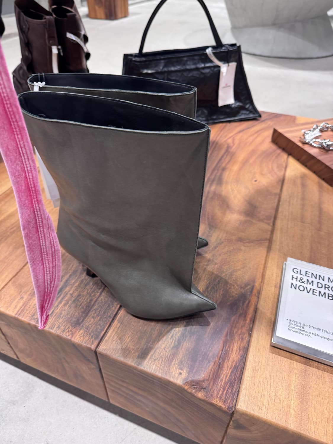 h&m 글렌마틴스 레더 힐 부츠 40 상품이미지3