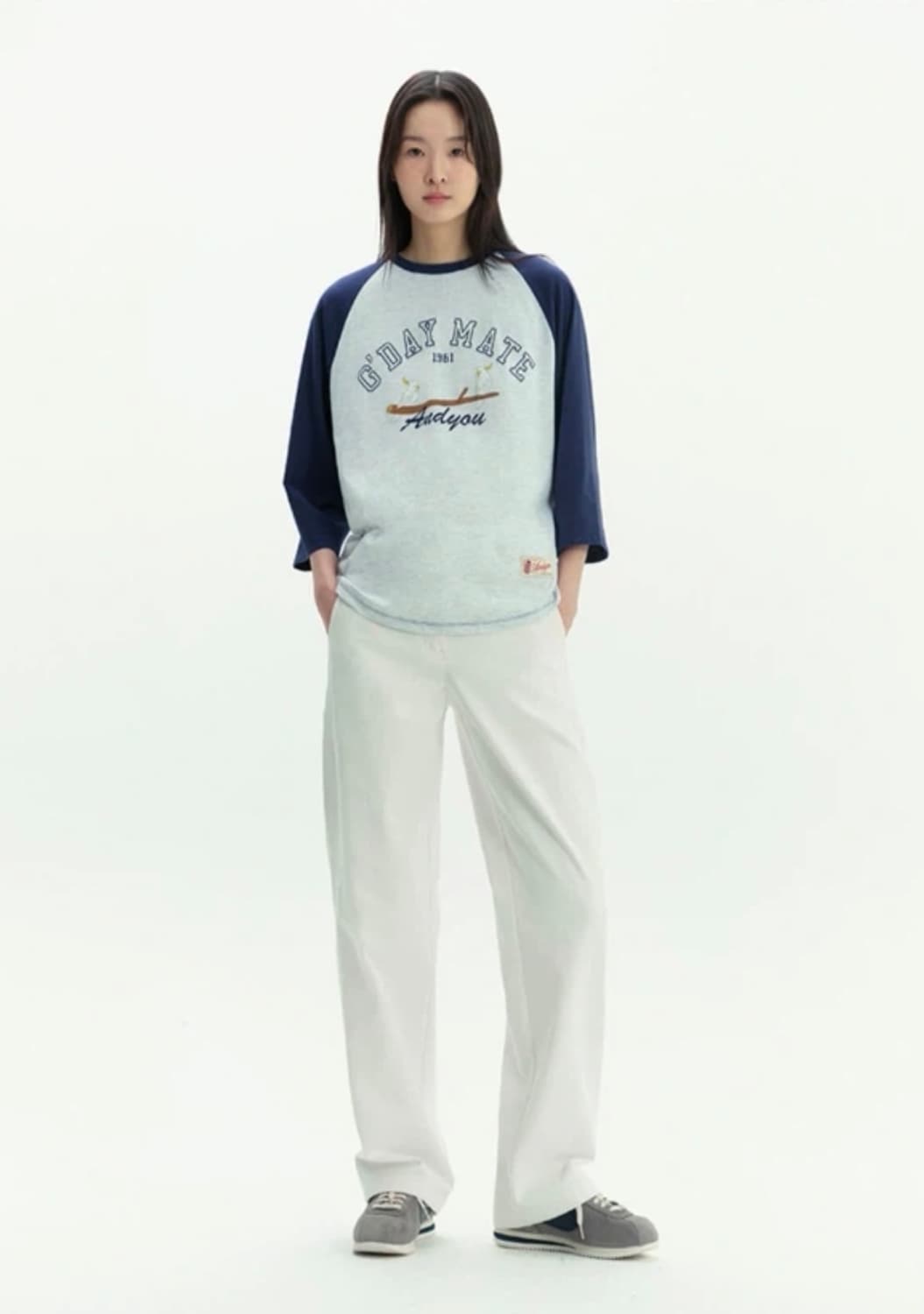 가격내림 ! 앤유 그다이마잇 아트워크 래글런 티셔츠 (2사이즈) 상품이미지2