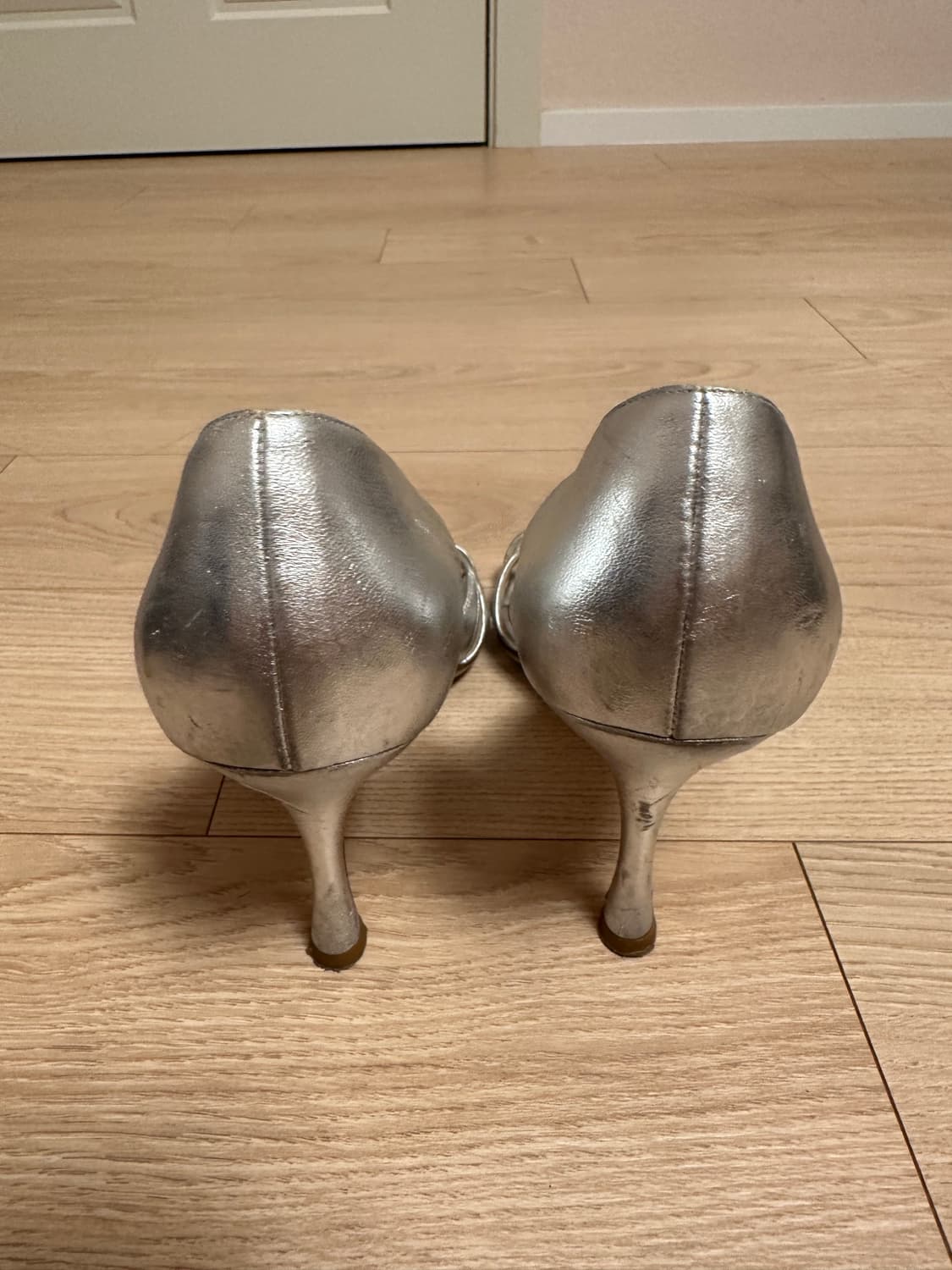 Manolo Blahnik 실버 오픈토 상품이미지5