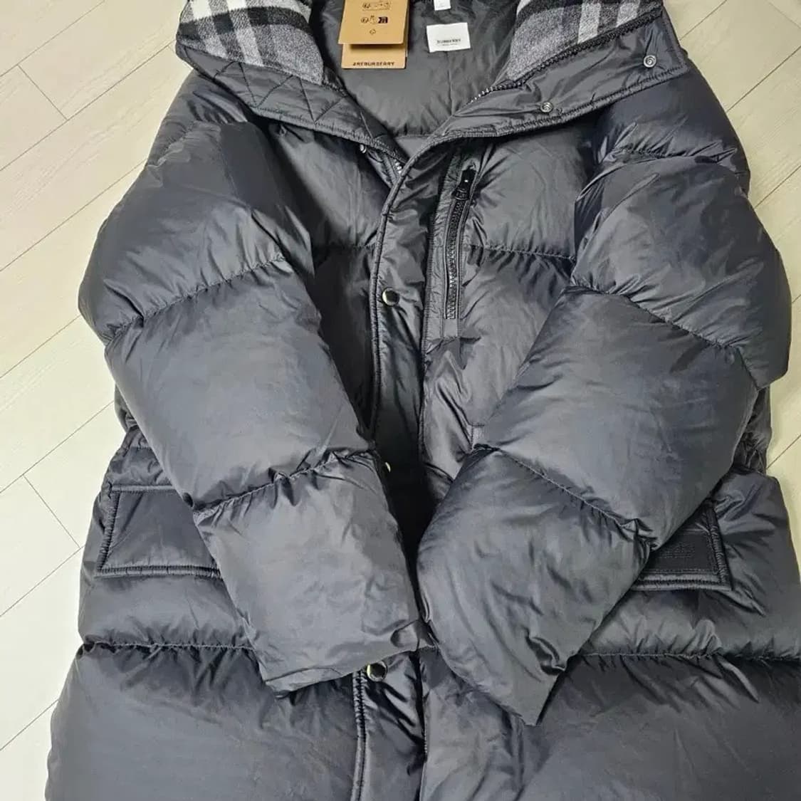 (새제품) 버버리 하워스 다운 상품이미지4