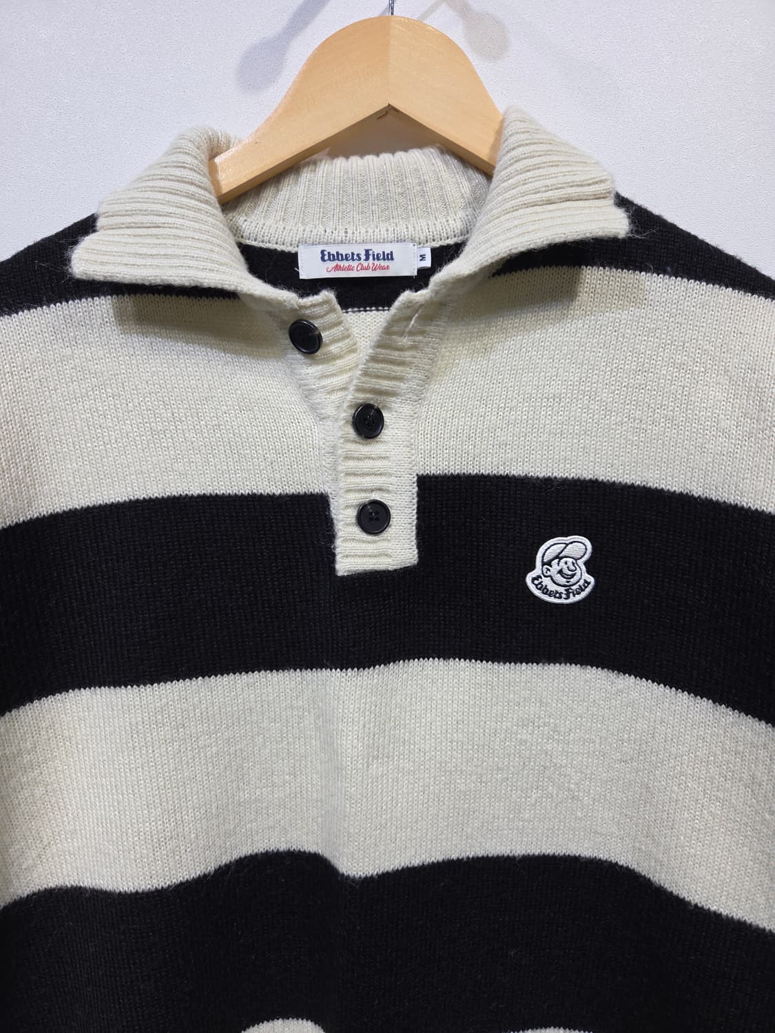 이벳필드 베츠 와펜 스트라이프 카라 니트 상품이미지3